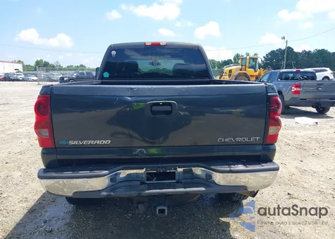 2004 Chevrolet Silverado 2500Hd Lt z USA, uszkodzony, nr VIN 1GCHK23U44F177791